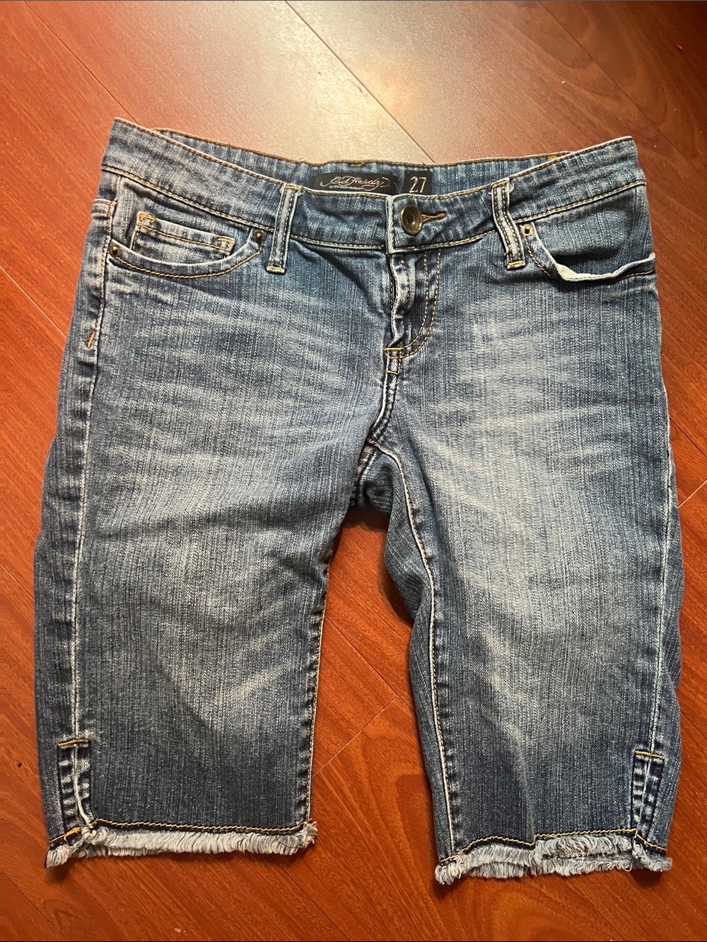Christian Audigier Frayed Hem Cropped Denim - Blue pedal pushers size 27 bling